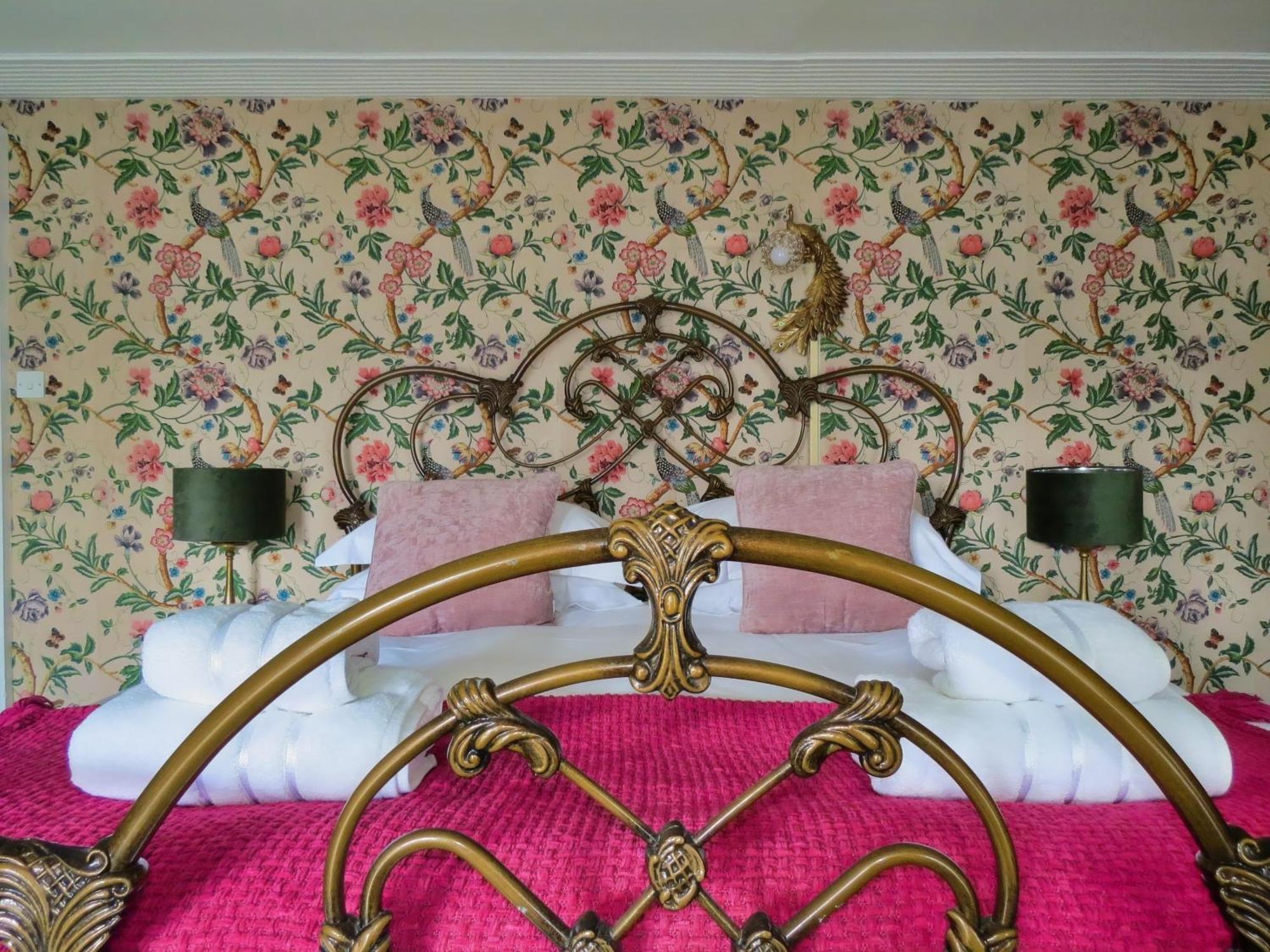 The Hall - Historic Grade I-Listed Jacobean Mansion 브래드포드온아본 외부 사진