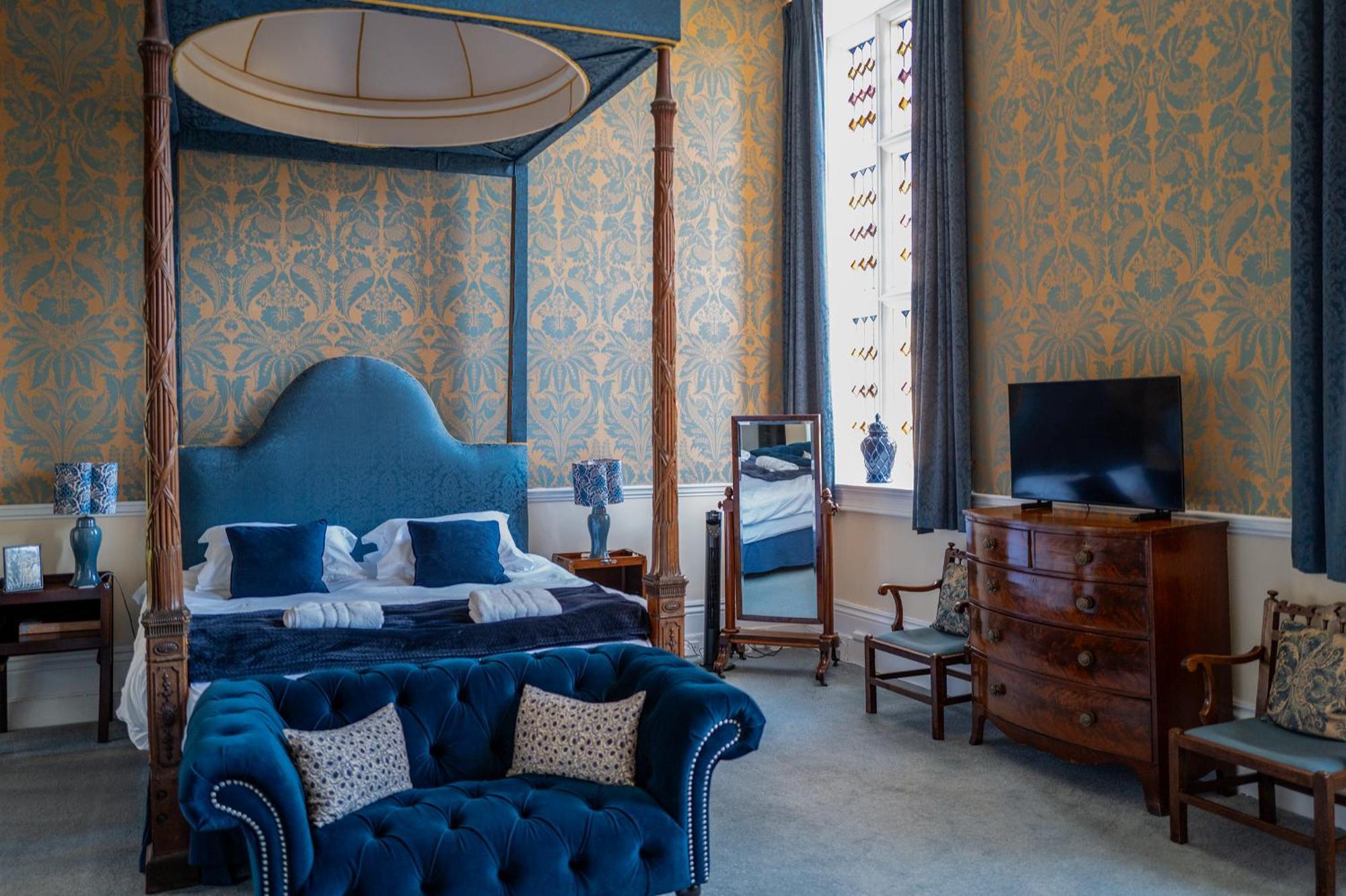 The Hall - Historic Grade I-Listed Jacobean Mansion 브래드포드온아본 외부 사진